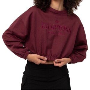 Hamptons Wellness Club Burgundy Cropped Crew Neck Sweatshirt M Spellout Cozy